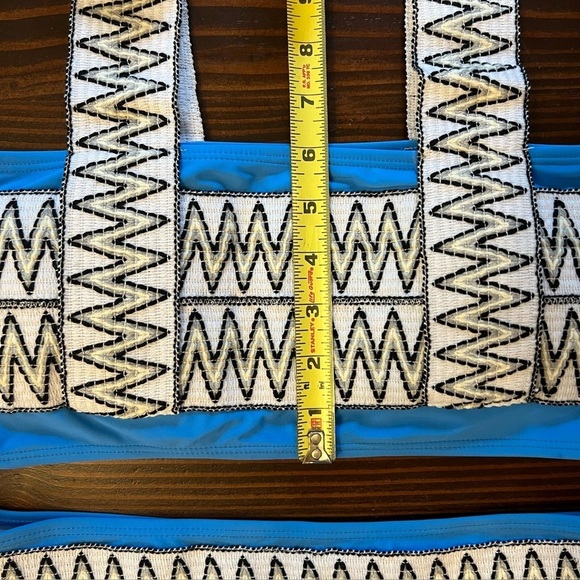 NEW Two-piece Bikini Boho Blue White Bandeau Top High Rise Swimsuit Size Large - Picture 9 of 11
